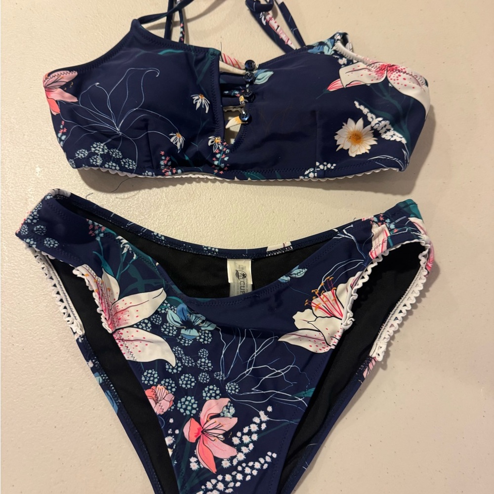 Cupshe Floral Bikini - Navy and Pink